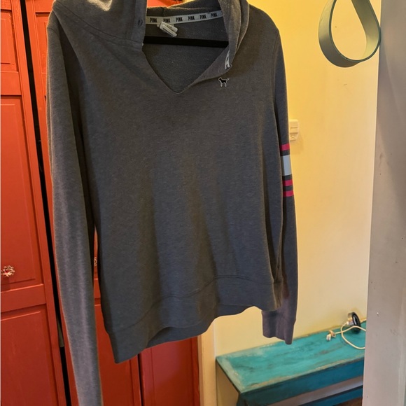 Victoria Secret Pink Cozy Hoodoe - Picture 5 of 6